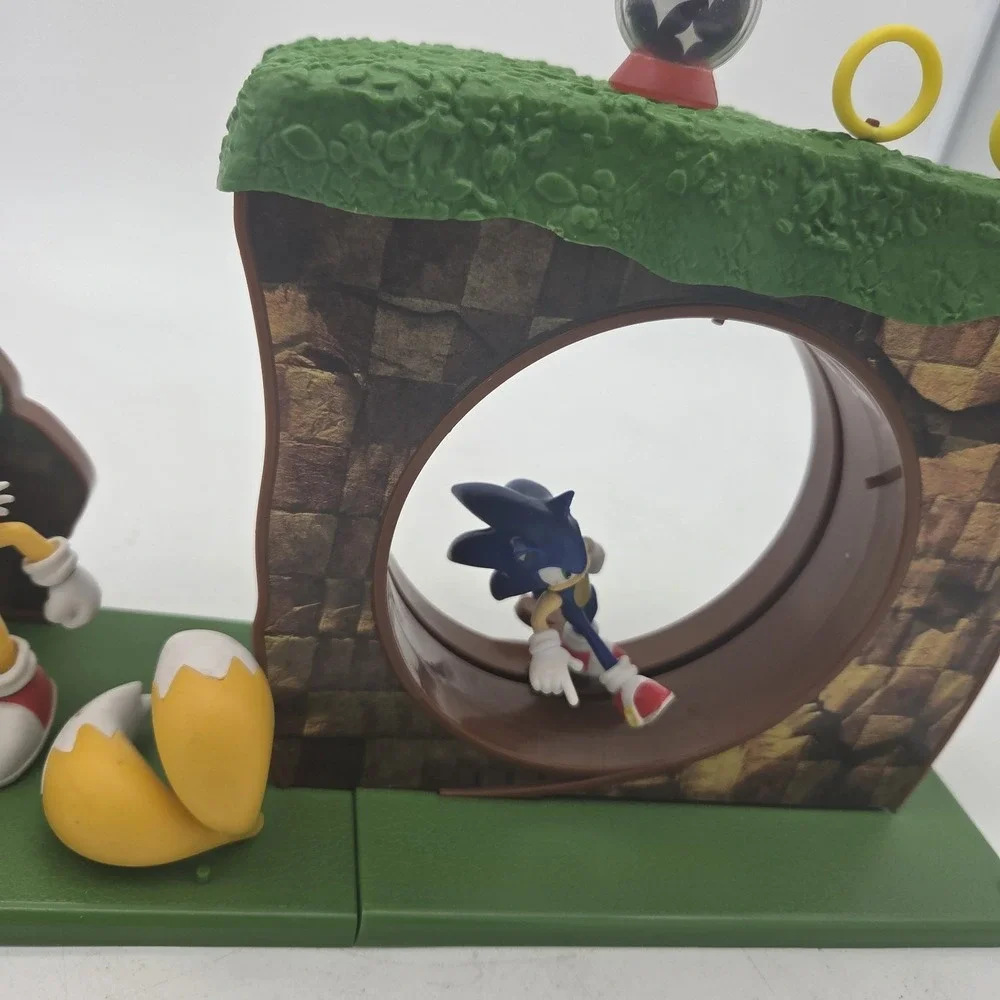 JAKKS Pacific Sonic The Hedgehog Green Hill Zone Playset Sega W/ Extra Tails